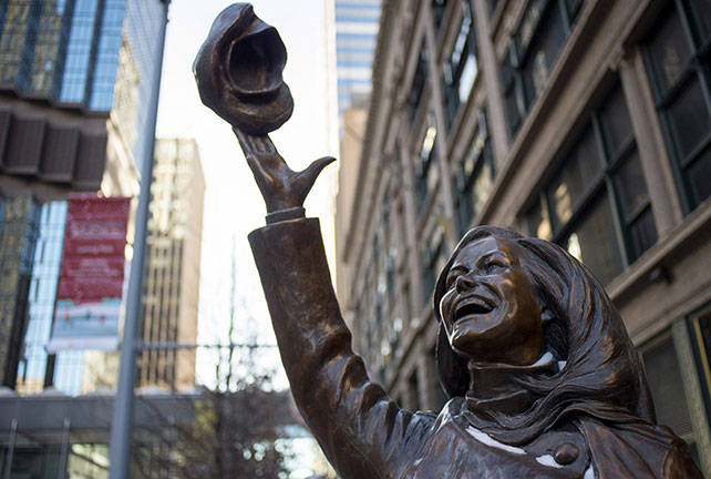 Mary Tyler Moore Statue